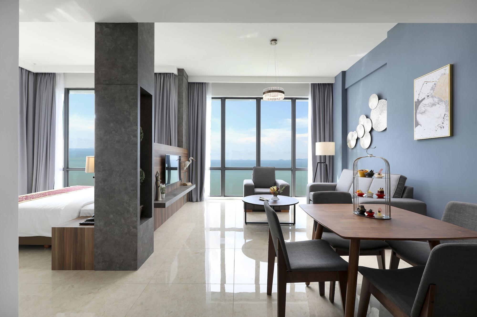Hompton Hotel By The Beach George Town Exteriör bild
