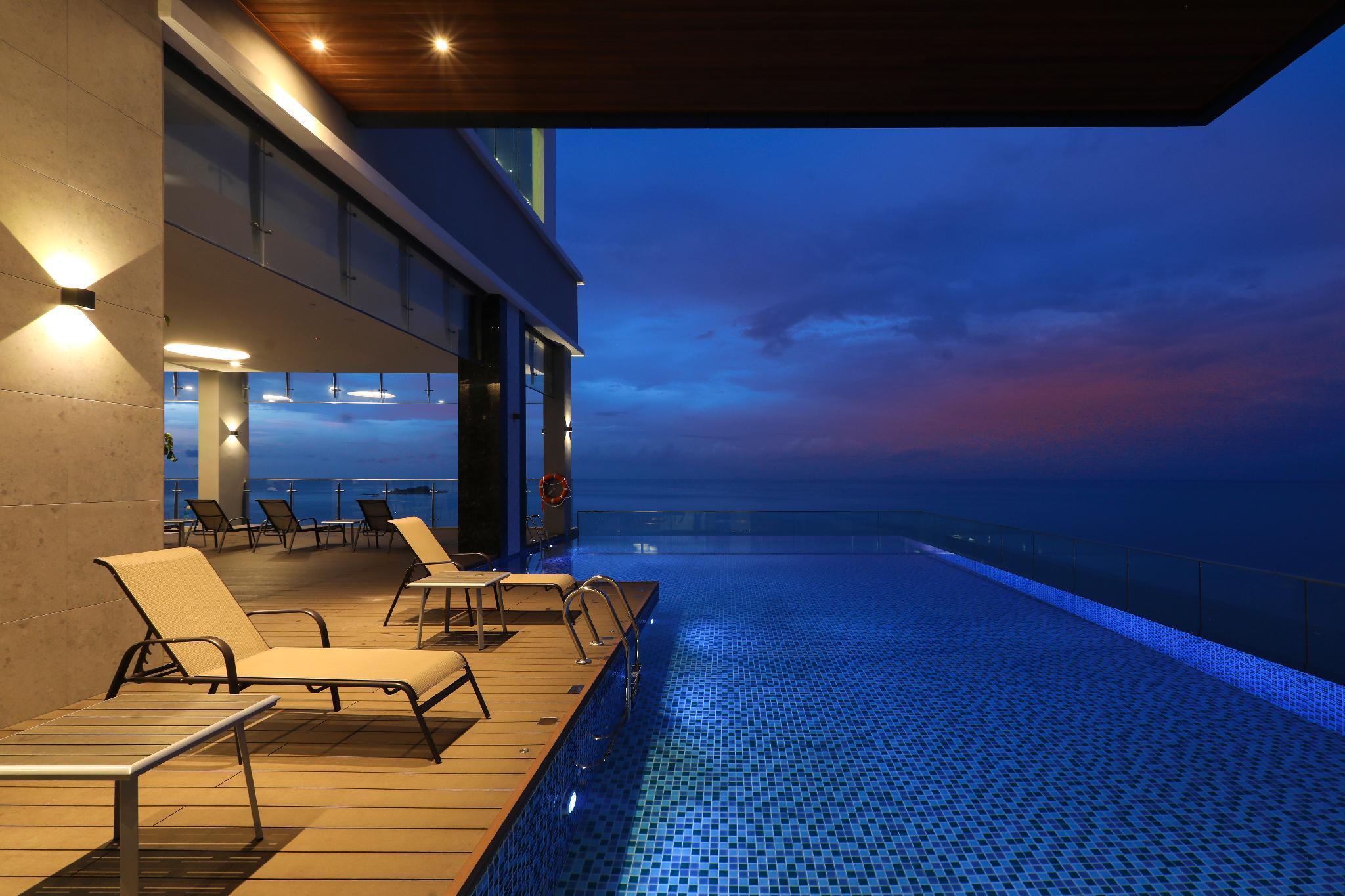 Hompton Hotel By The Beach George Town Exteriör bild